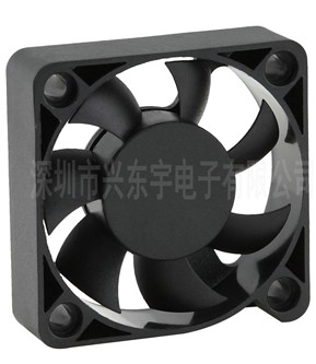 舞臺燈光散熱風(fēng)扇葉片抗腐四步走！